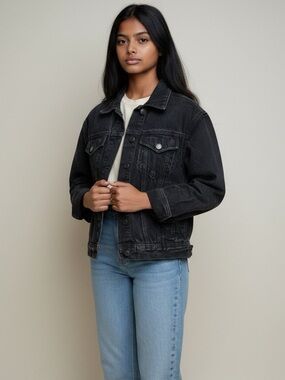 Everlane Faded Black Stiff Denim Jacket Sz XS